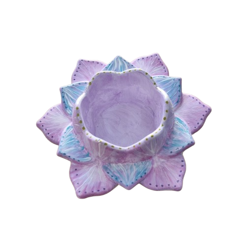 Statuina portacandele fiore di loto dipinta a mano