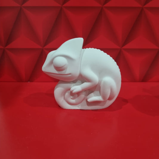 Statuina camaleonte dipinta a mano