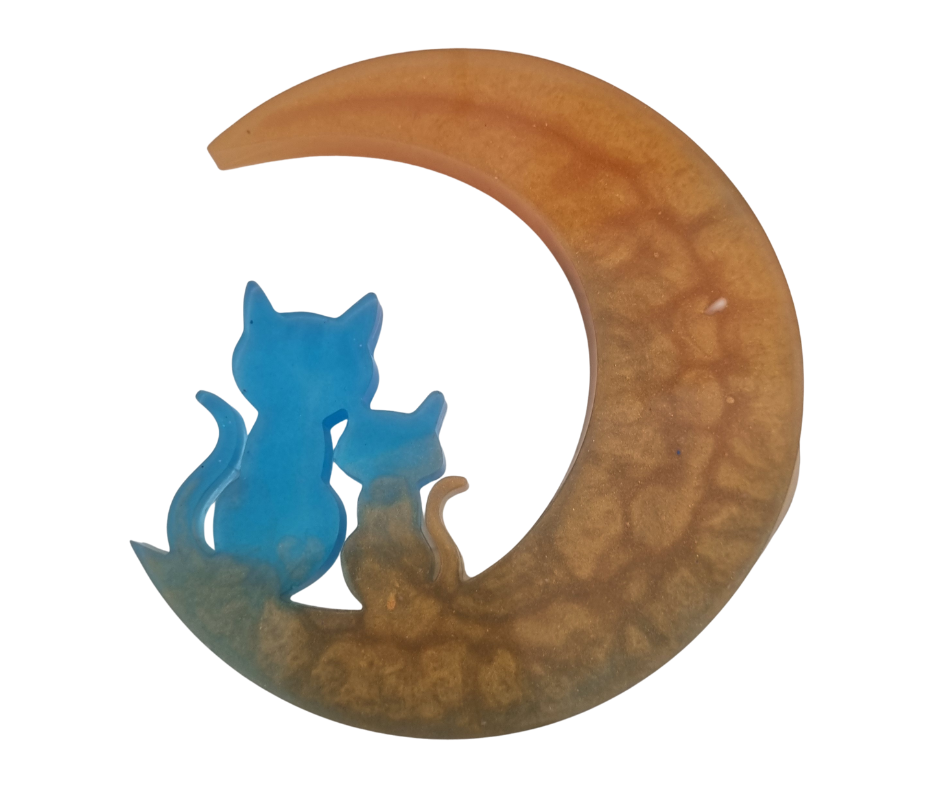 Decorazione murale luna con diversi soggetti dipinta a mano