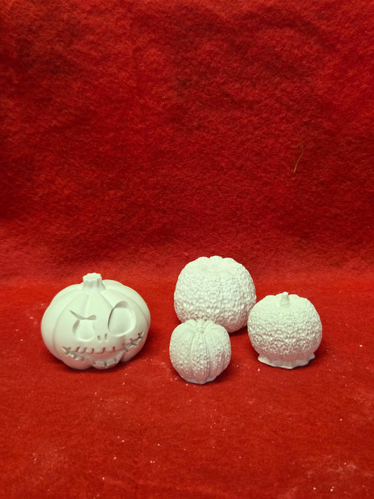 Statuina zucca dipinta a mano