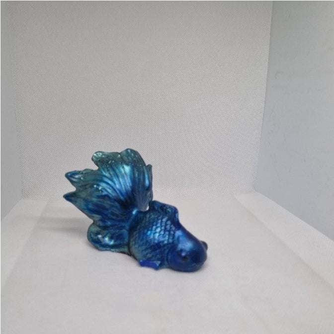 Statuina pesce dipinta a mano